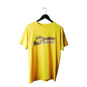 Distressed 80S Los Angeles Lakers World Champions T Shirt Adult Yellow M